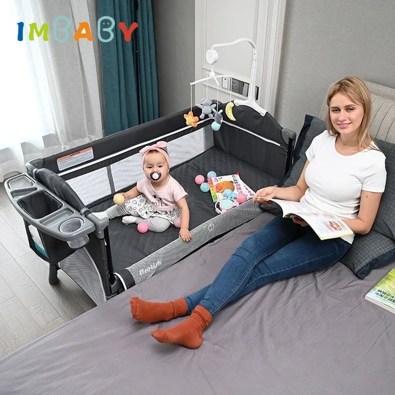 Portable Baby Bed with Diaper Table Multifunctional Newborn Bed Kids Cradle Rocker Baby Crib for 0-6 years Old Child Crib