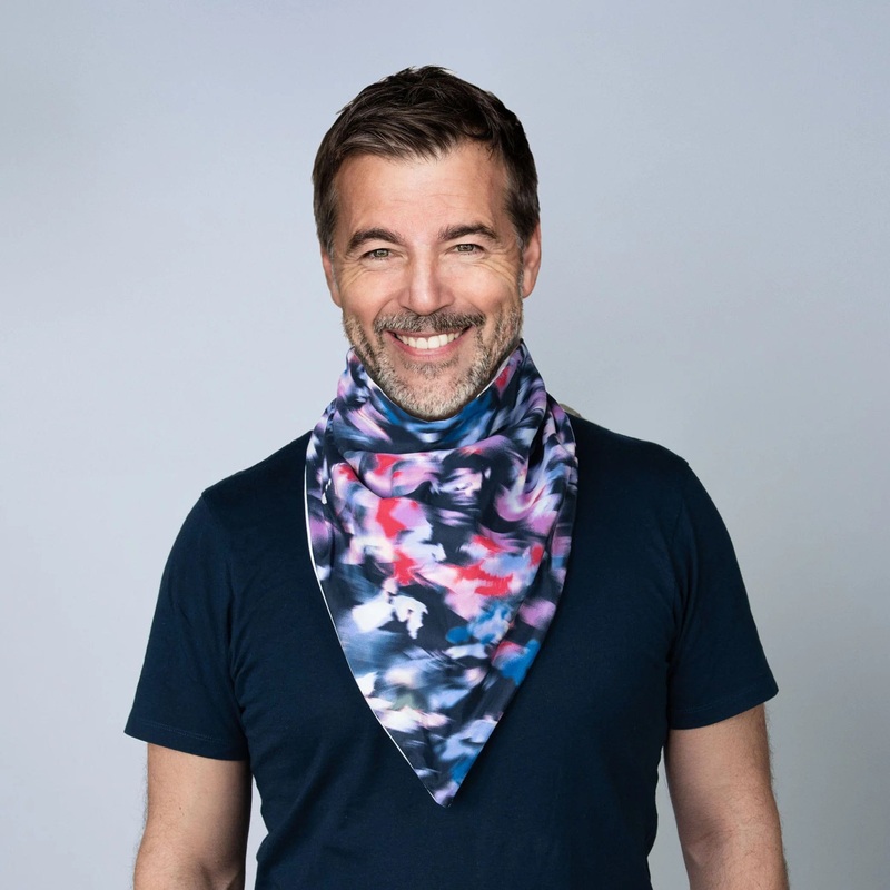 Staydry Bandana – Stud Closure