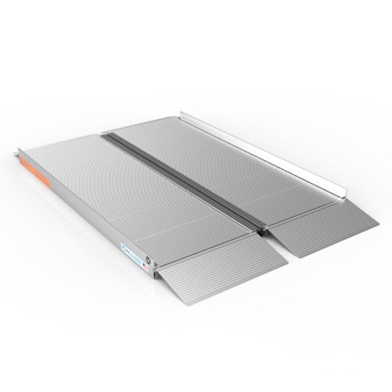 Suitcase Ramp Signature Series  4′ x 30