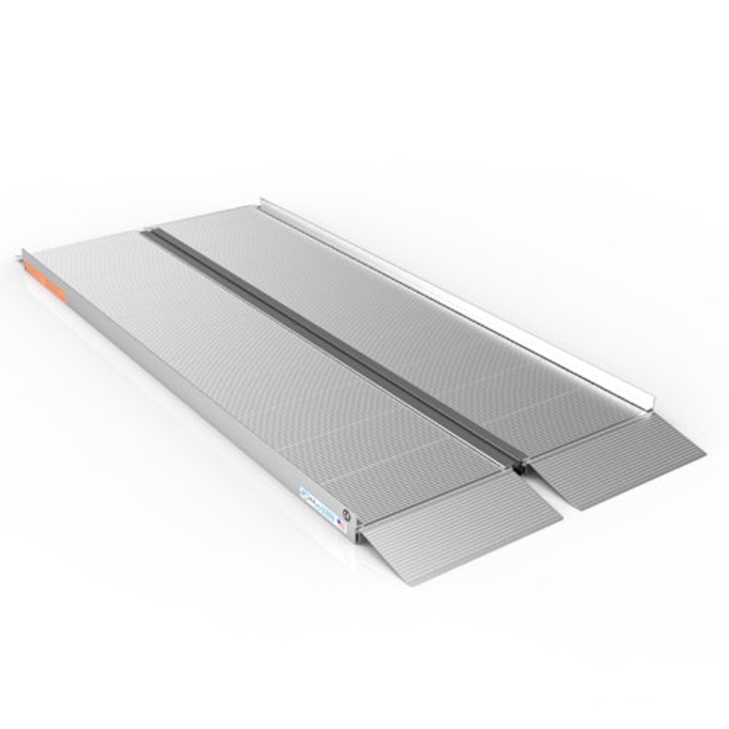 Suitcase Ramp Signature Series  6′ x 30