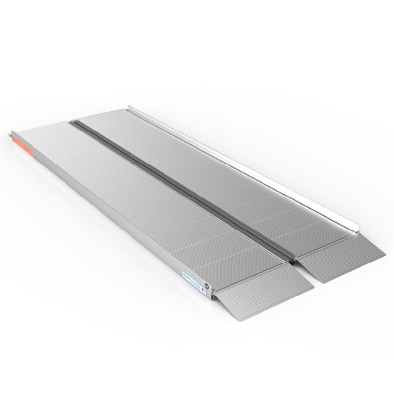 Suitcase Ramp Signature Series  7′ x 30