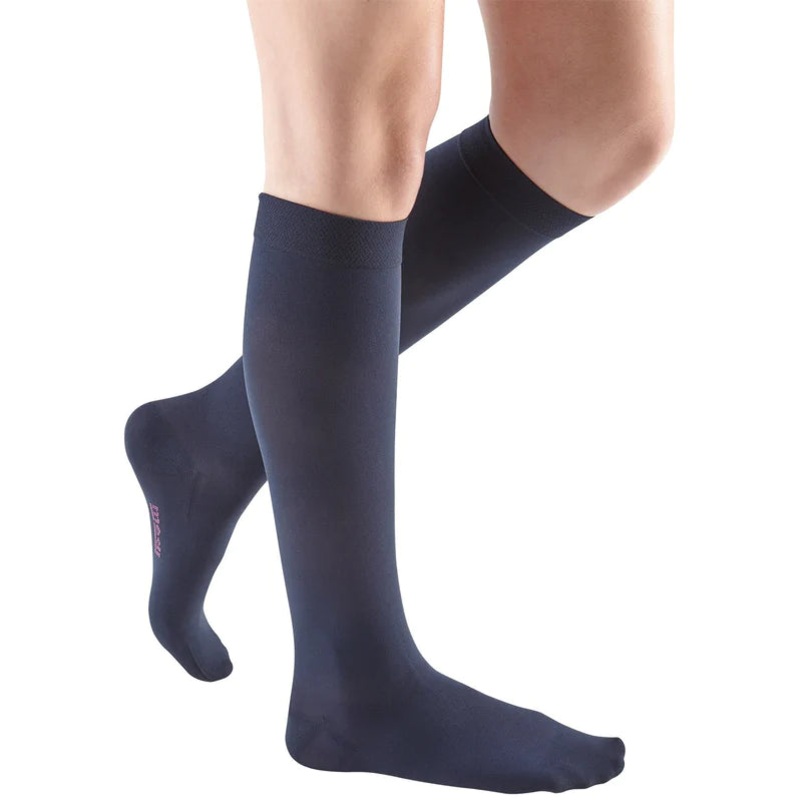 Medi Comfort 20-30mmHg Closed Toe Calf Length – Petite