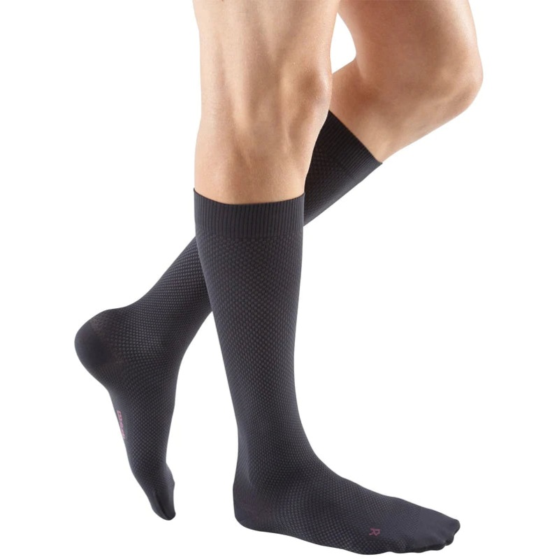Medi For Men 30-40mmHg Closed Toe Calf Length – Extra Wide