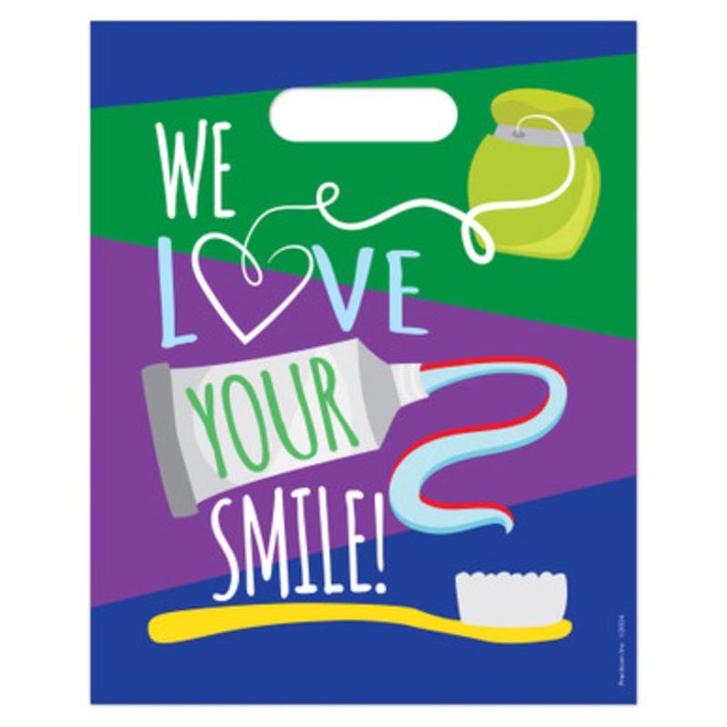 8 x 10 We Love Your Smile Bags 100/Pack